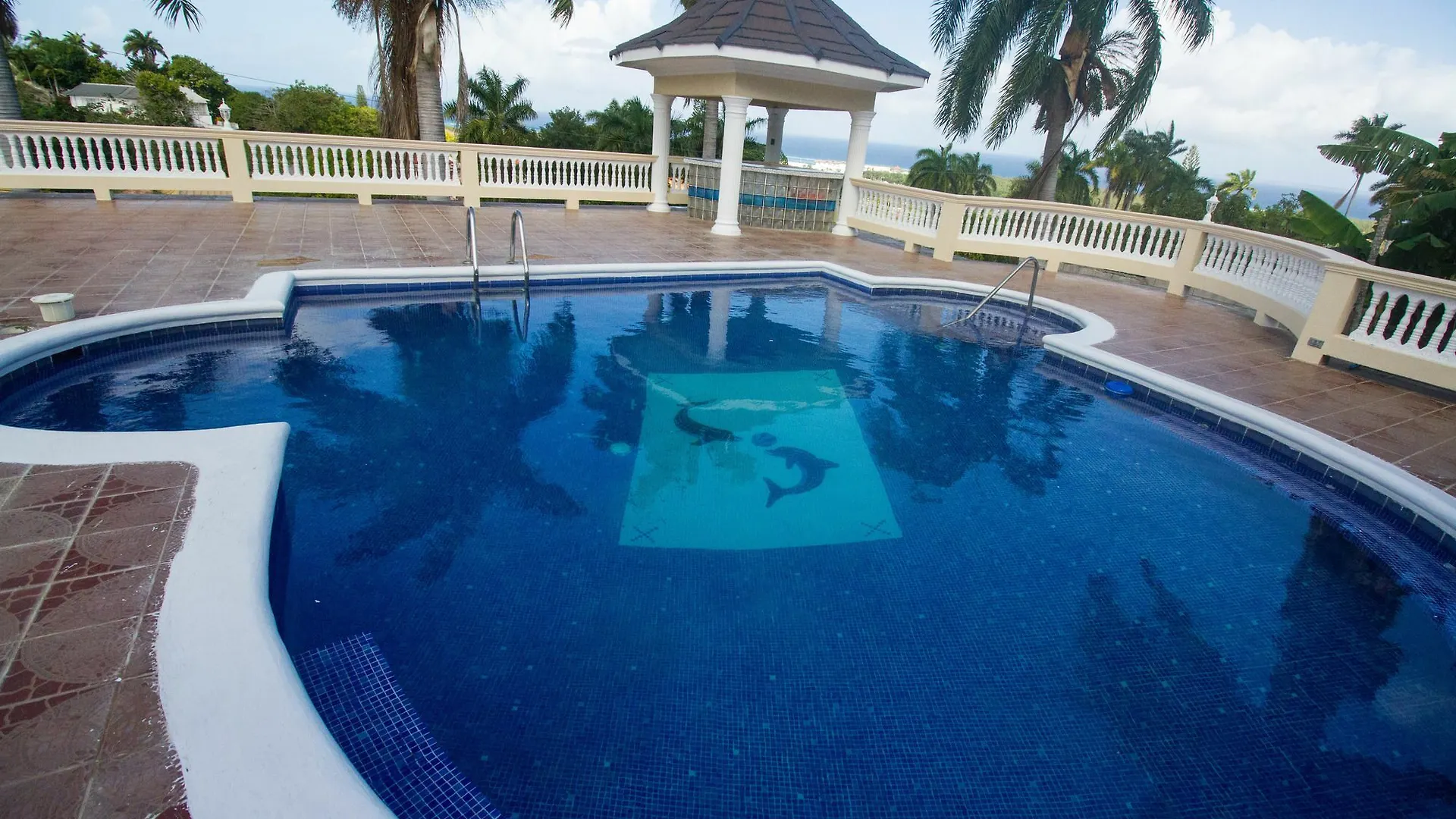 Steel Love Villa مونتيغو باي 3*,  جامايكا